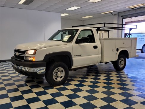 Used 2006 Chevrolet Silverado 2500 W/T image 3