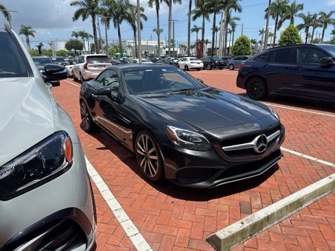 Certified 2020 Mercedes-Benz SLC 300 image 2