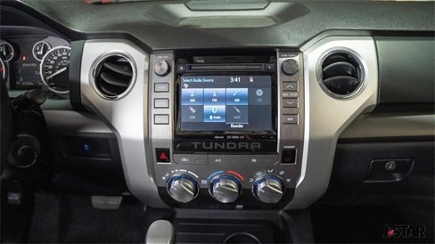 Used 2017 Toyota Tundra SR5 image 7