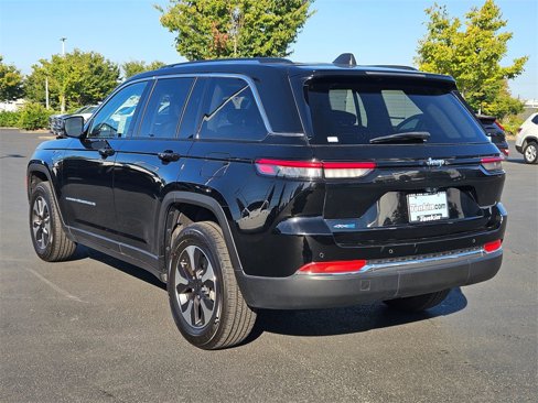 Used 2023 Jeep Grand Cherokee 4WD 4xe image 4