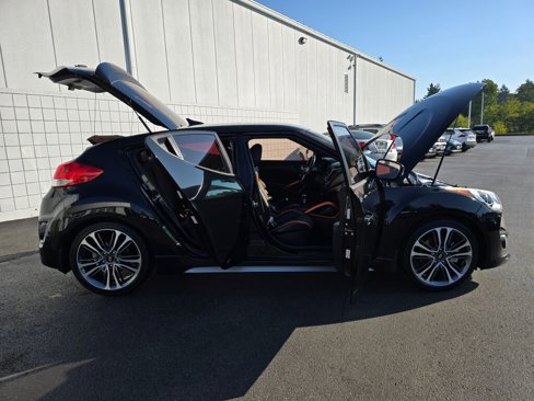 Used 2016 Hyundai Veloster Turbo image 18
