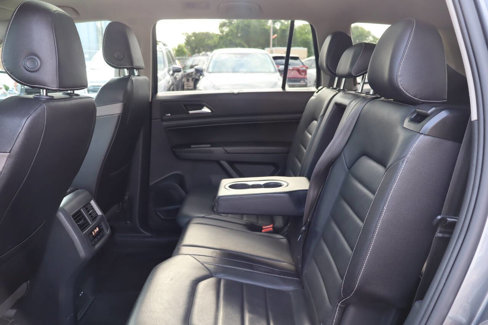 Used 2021 Volkswagen Atlas SEL Premium image 10