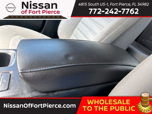 Used 2017 Ford Fusion S image 28