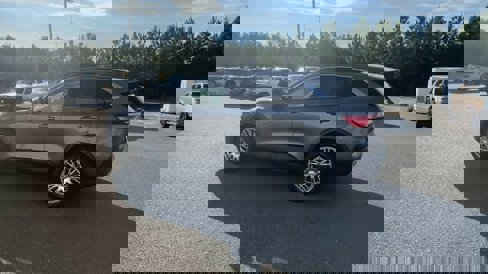 Used 2022 Ford Escape SEL w/ Technology Package image 6