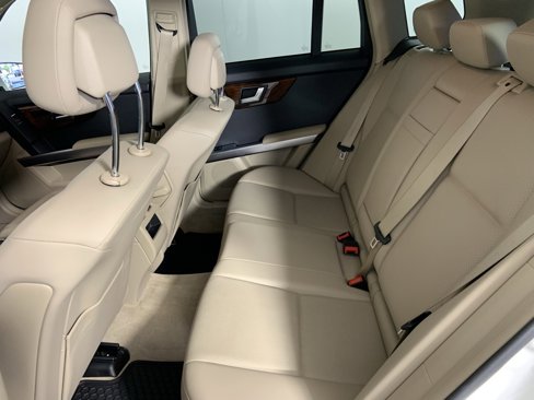 Used 2012 Mercedes-Benz GLK 350 4MATIC image 18
