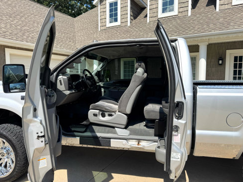 Used 2003 Ford F250 XLT image 11