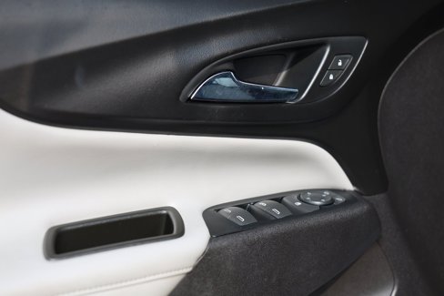 Used 2018 Chevrolet Equinox Premier image 28