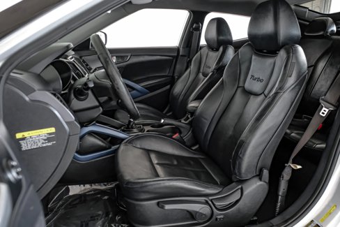 Used 2013 Hyundai Veloster Turbo image 3