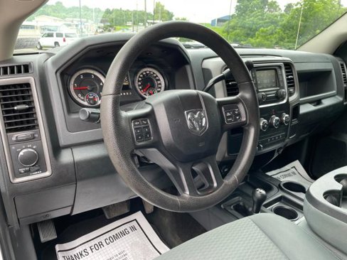 Used 2015 RAM 2500 Tradesman w/ Chrome Appearance Group image 19