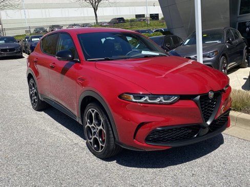 Used 2024 Alfa Romeo Tonale Veloce image 1
