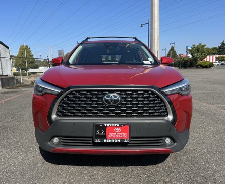 Certified 2023 Toyota Corolla Cross XLE image 2