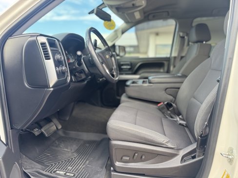 Used 2015 Chevrolet Silverado 1500 LT w/ LT Convenience Package image 8