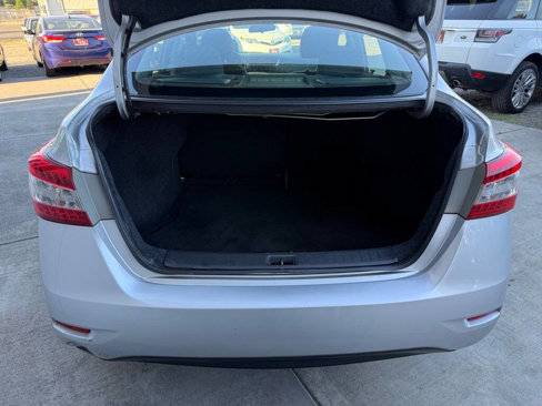 Used 2015 Nissan Sentra SV image 9