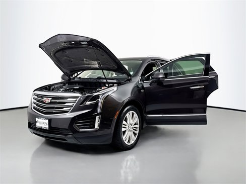 Used 2018 Cadillac XT5 Premium Luxury image 16