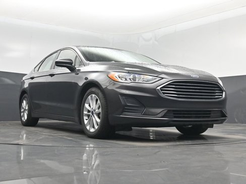 Used 2019 Ford Fusion SE image 36