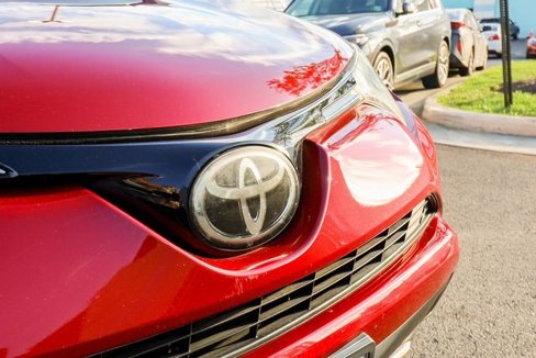 Used 2018 Toyota RAV4 XLE image 17