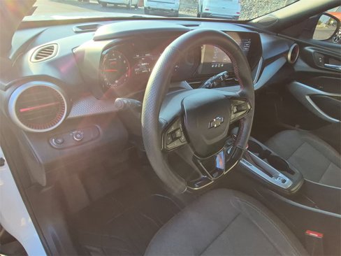 Used 2024 Chevrolet Trax RS image 21