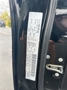 Used 2019 Jeep Cherokee Limited image 44