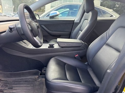 Used 2021 Tesla Model Y Long Range image 8