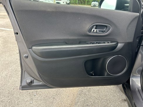 Used 2019 Honda HR-V EX image 32