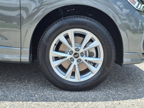 New 2025 Audi Q3 2.0T Premium image 4