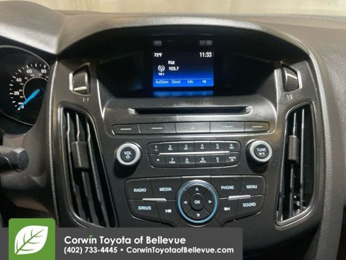 Used 2017 Ford Focus SE w/ Cold Weather Package image 13