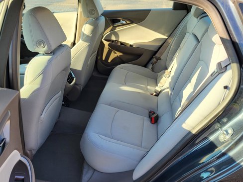 Used 2020 Chevrolet Malibu LT image 12