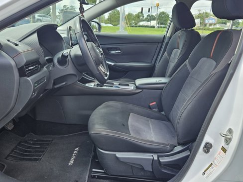 Used 2020 Nissan Sentra SR w/ Electronics Package image 3