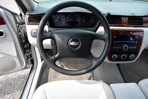 Used 2008 Chevrolet Impala LS image 27