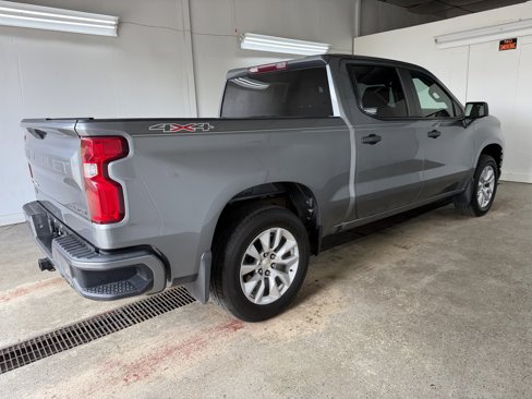 Used 2020 Chevrolet Silverado 1500 Custom w/ Custom Value Package image 6
