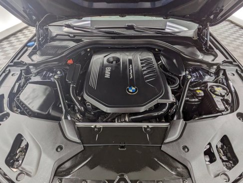 Used 2017 BMW 540i xDrive image 22