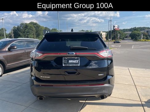 Used 2018 Ford Edge SE image 4