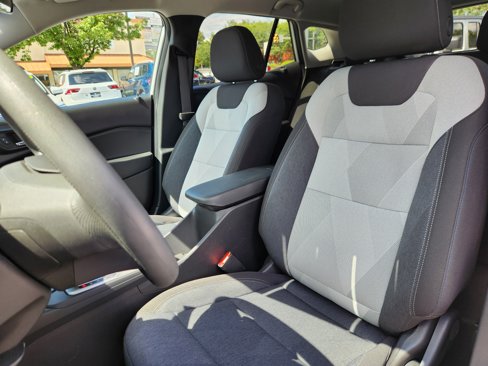 Used 2025 Chevrolet Trax LS image 7