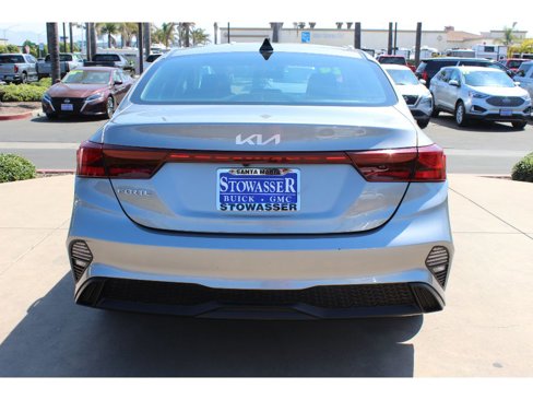 Used 2023 Kia Forte LXS image 5