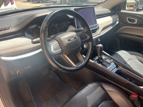 Used 2022 Jeep Compass Latitude image 29