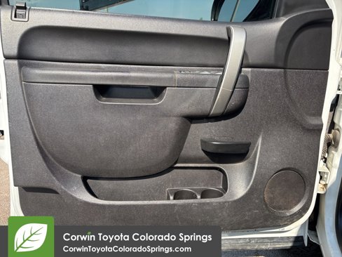 Used 2011 Chevrolet Silverado 1500 LT image 19