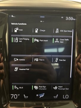 Used 2019 Volvo XC60 T8 Momentum w/ Premium Package image 7