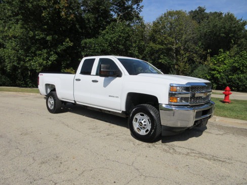 Used 2019 Chevrolet Silverado 2500 W/T w/ WT Convenience Package image 3