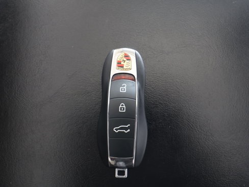 New 2024 Porsche Macan Turbo image 25