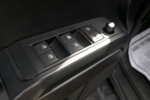 Used 2020 Toyota Tacoma SR image 23