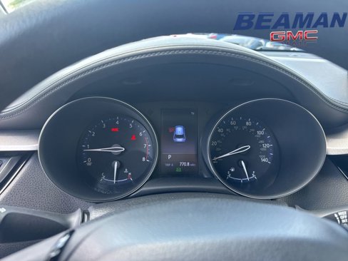 Used 2020 Toyota C-HR LE image 15