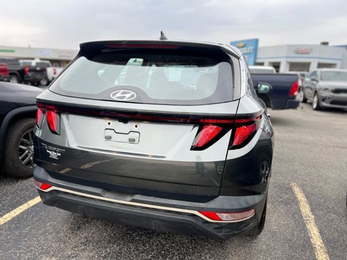 Used 2022 Hyundai Tucson SE w/ Cargo Package image 3
