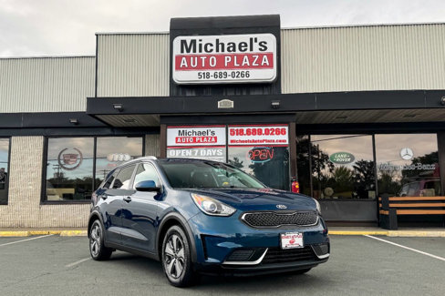 Used 2019 Kia Niro LX image 2