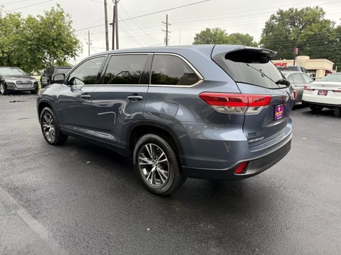 Used 2019 Toyota Highlander LE image 5