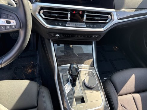 Used 2020 BMW 330i Sedan image 17