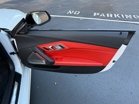 Used 2022 BMW Z4 M40i w/ Premium Package image 25