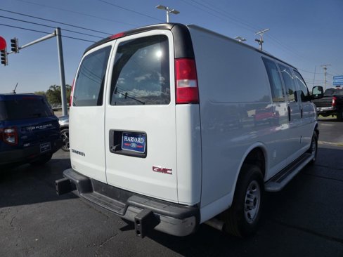 Used 2023 GMC Savana 2500 w/ Driver Convenience Package image 4