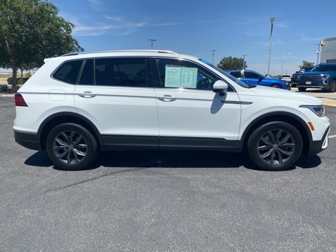 Certified 2022 Volkswagen Tiguan SE image 8