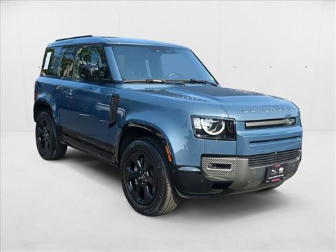 Used 2021 Land Rover Defender 90 X-Dynamic S image 3