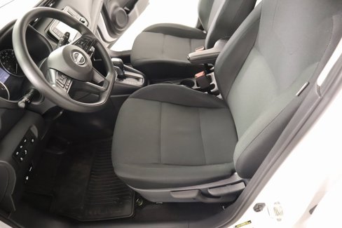 Used 2024 Nissan Kicks S image 10